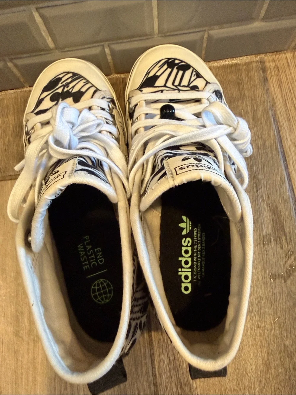 adidas “Nizza” platform mid -Top Sneakers